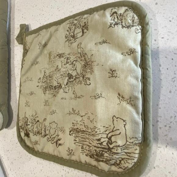 DISNEY Winnie The Pooh Kitchen Set - Picture 3 of 4